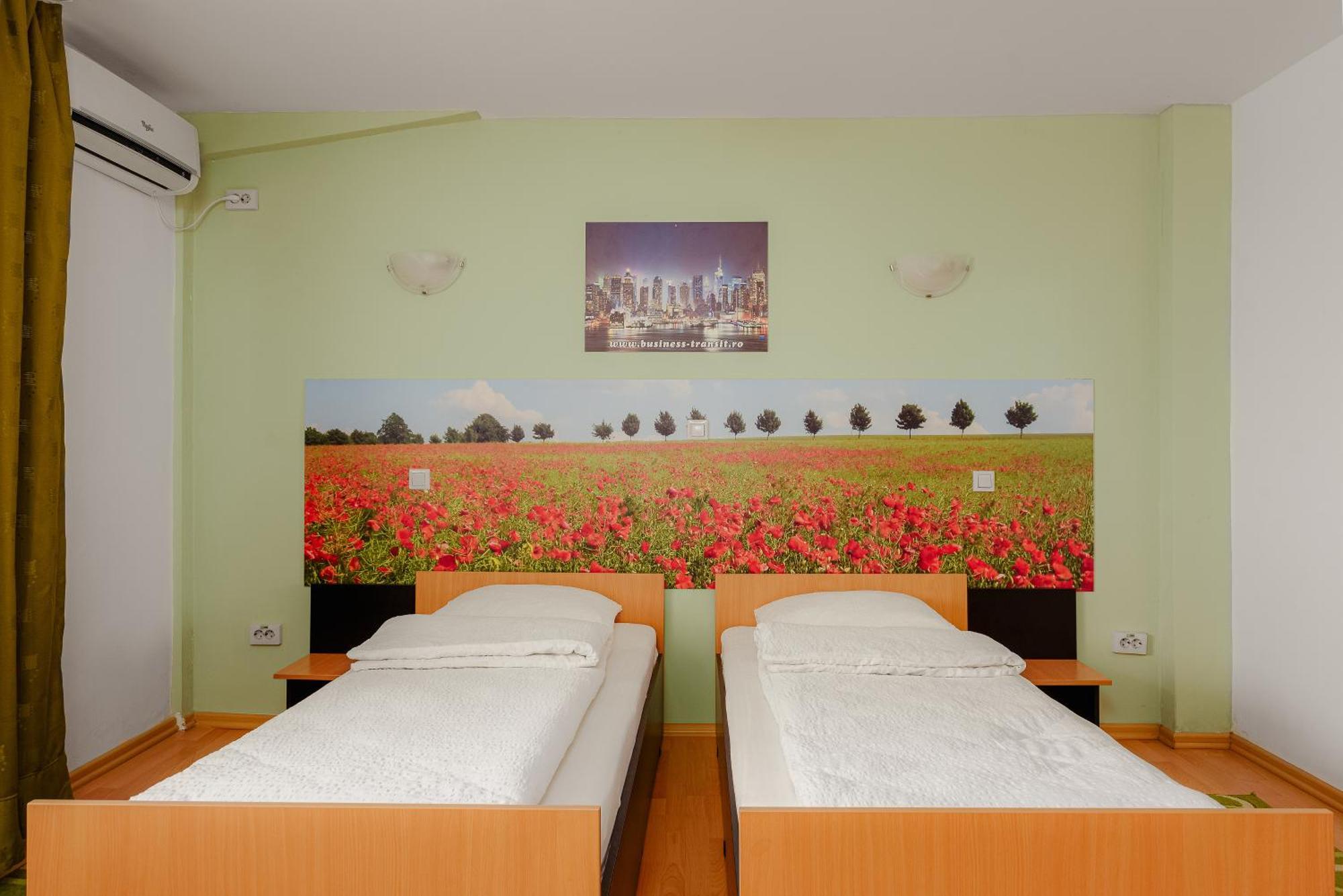 Business Transit To Therme & Bucharest Airport Săftica Eksteriør bilde