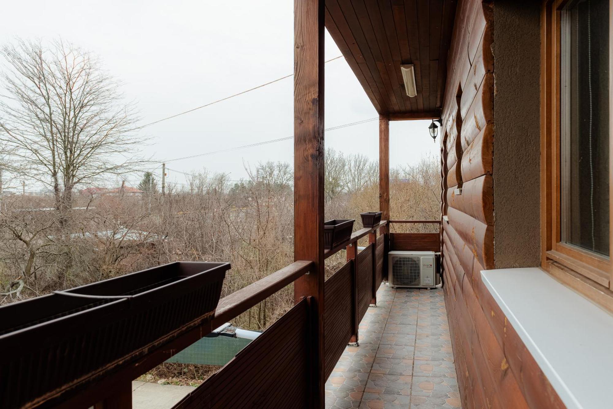 Business Transit To Therme & Bucharest Airport Săftica Eksteriør bilde